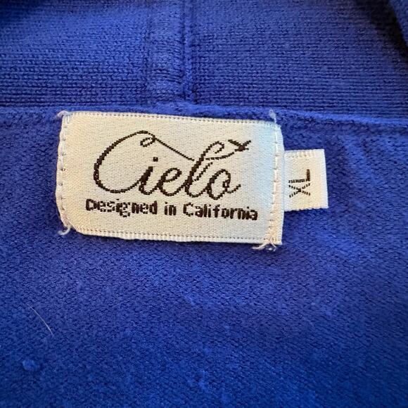 Cielo Cardigant - Purple - XL - 3/4 Sleeve - Like New - Picture 2 of 10